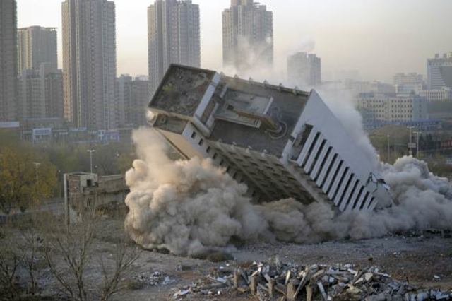 Departments Collapse!!