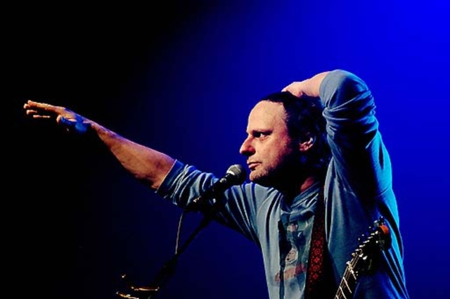 De Vos' band Gorky participate in Humo's Rock Rally