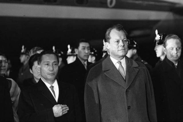 Commencement of the Third Republic