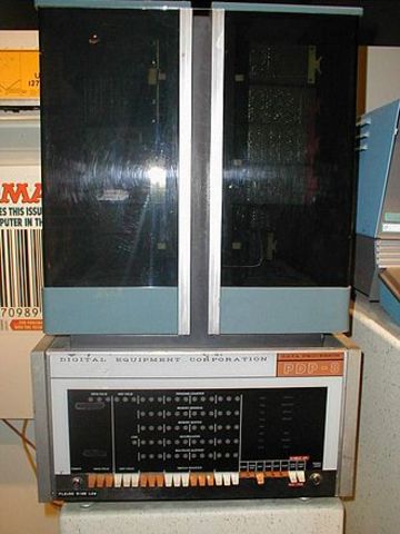 PDP - 8 igual a éxito