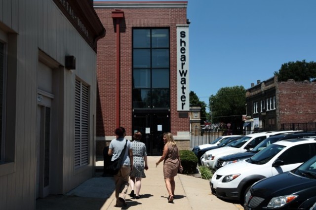 פתיחת בית הספר Shearwater