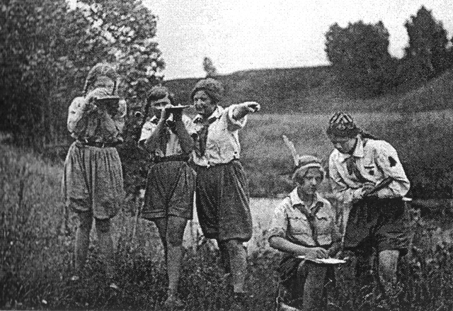 создание отряда юных разведчиц