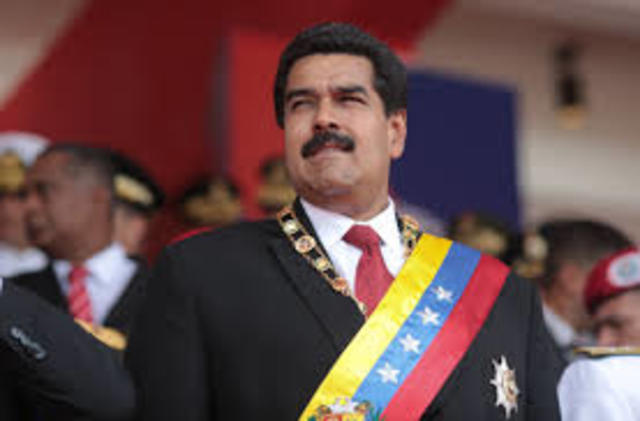 NICOLAS MADURO - PROPONE REFORMA CURRICULAR