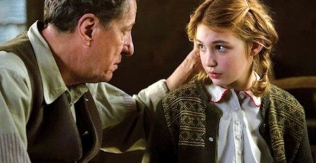 Hans Teaches Liesel to Roll Cigarettes