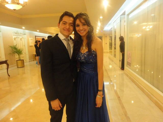 Mi Primera y Actual Novia