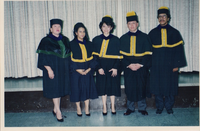 Graduación como Médico de mi Madre