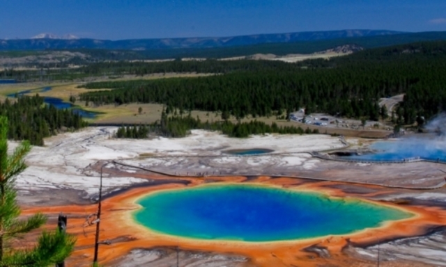Yellowstone National Park is Founded