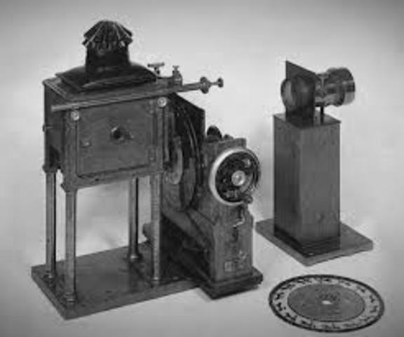 Edison lab develops movie camera