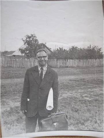 1961 год – начало педагогической карьеры Сырова В. П.