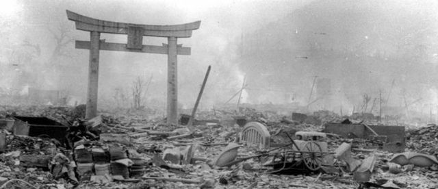 2nd bomb on Nagasaki
