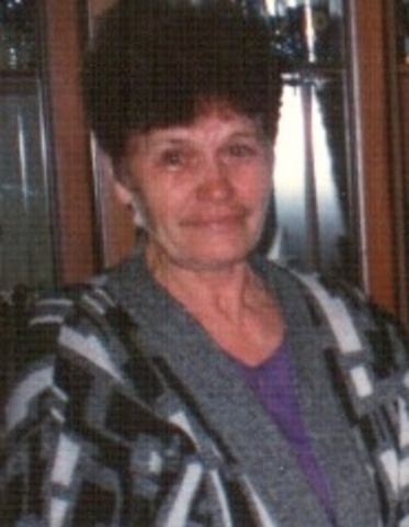 Дети войны, вы детства не знали.Ужас тех лет от бомбёжек в глазах.В страхе вы жили. Не все выживали.Горечь-полынь и сейчас на губах.