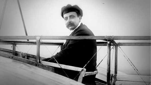 Louis Bleriot, de eerste die een kanaal overvloog