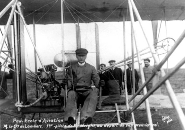 Het eerste vliegtuig in Nederland!!