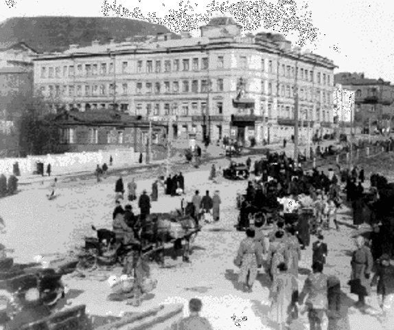 Moscow becomes the new capital