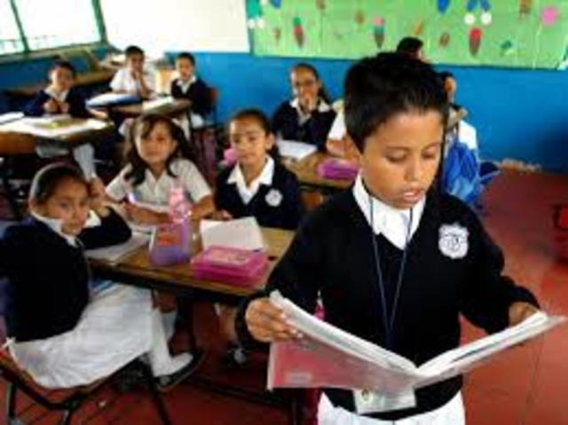 NACIMIENTO DE LA EDUCACION A DISTANCIAQ