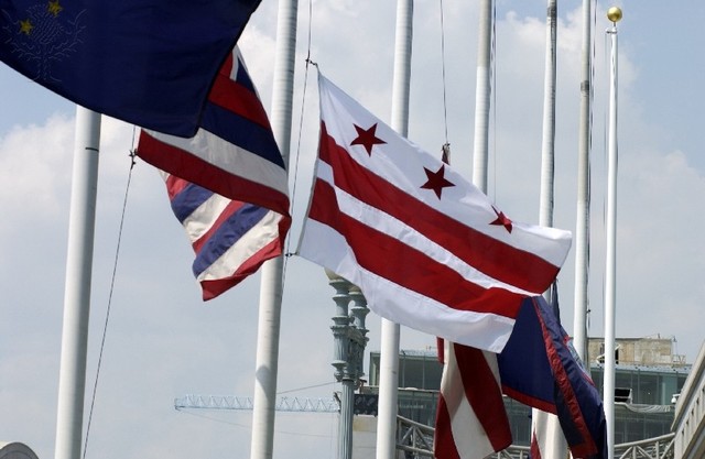 Hawaii becomes U.S. territory