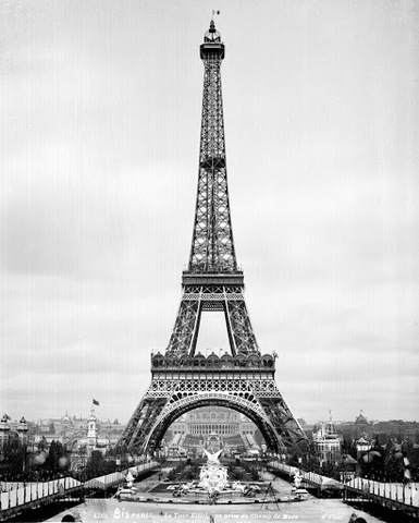Visit Paris and see the Effil Tower