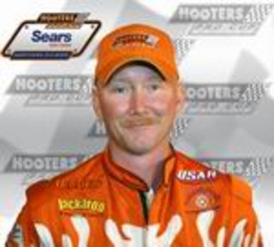 Jeff Agnew wins the 200th Pro Cup race