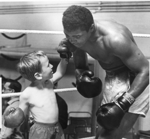 Ali announces retirement