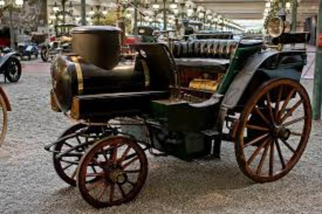 first self propelled vehical was made