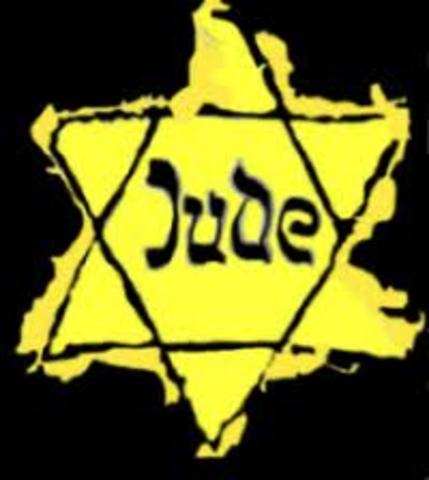 Nazis begin rounding up Jews for labor camps