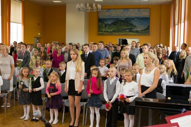 1959  lõpetas 1.lennu