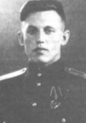 Был призван в ряды Советской Армии