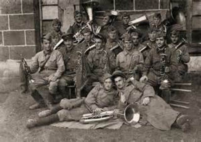 Russians stop Nazi advance at Stalingrad