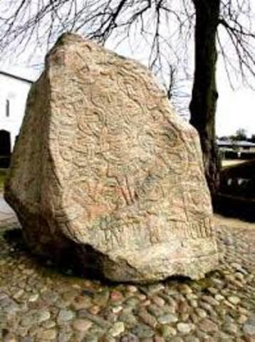 Den store Jellingesten rejses