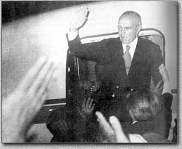 Return of Caramanlis- 3rd Republic