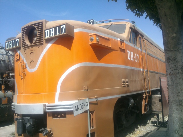 Locomotora de traccion diesel electrica DH17 y DH19