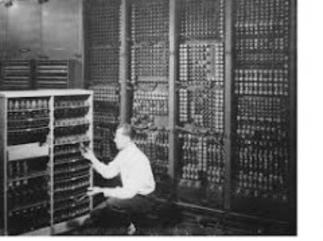 Dos computadores fueron conectados atravez de un enlace de "DISCADO DE 1200 bps".