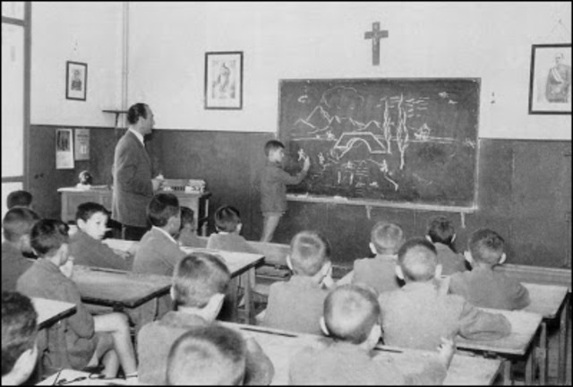 infancia en colombia; basada en la religion