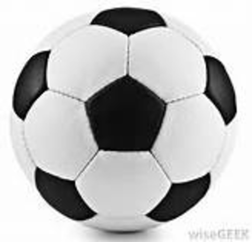 Empiezò a jugar al fùtbol