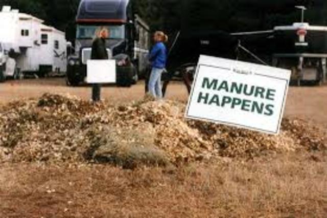 Man sprayed liquid manuer in neighbor's mail slot