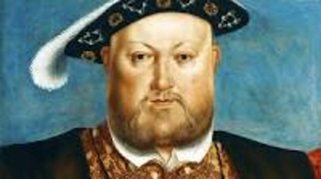 With the Supremacy Act, Henry VIII proclaims himself head of Church of England.
