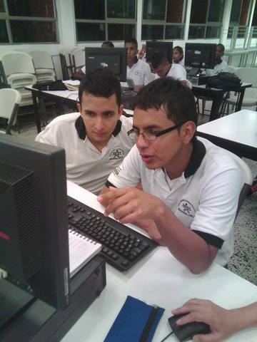 Tecnologo en construccion 681975