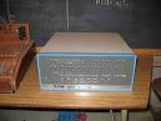 historia y evolucion de los computadores(altair 8800 intel 8080)