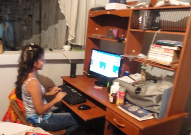 Mi Primera Vez que Interactue  con un Computador "Sistema operativo"  "Paquete de offic"   (Stefanny Guerrero)