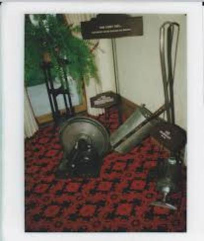 Chapmen and Skinner's Portable Vacuum Cleaner