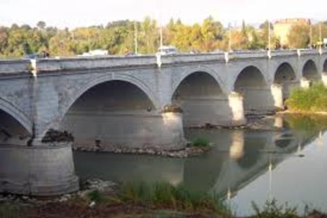 Almuerzo junto al puente de San Rafael