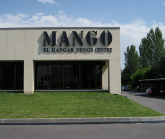 "El Hangar Design Centre" Mango