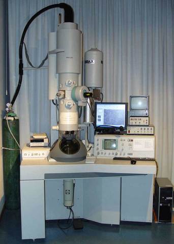 Primer Microscopio Electronico