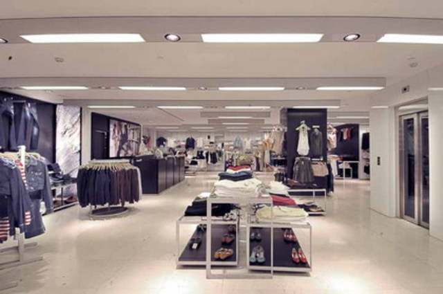 Inditex llega  Grecia