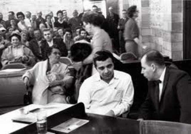 Hickock and Smith's muder trial begins