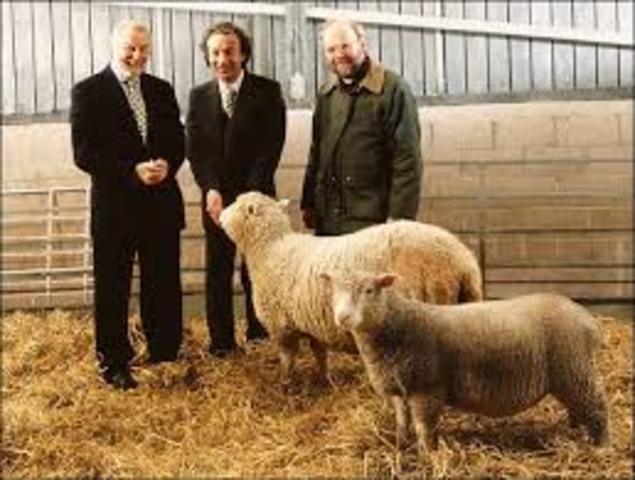 CLONACION DEL PRIMER MAMIFERO