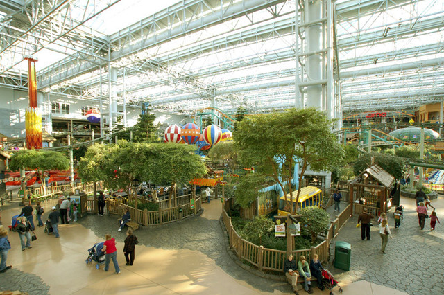 Mall of America Opens!