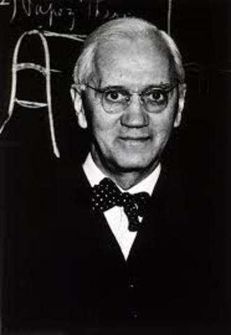 ALEXANDER FLEMING