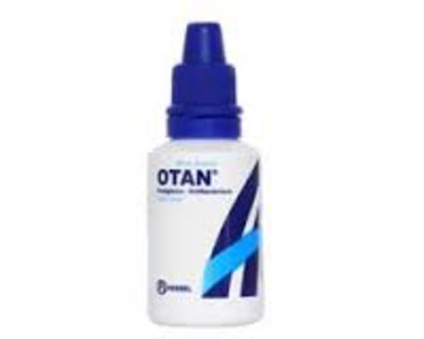 Eisleb sintetiza la tetracaína.