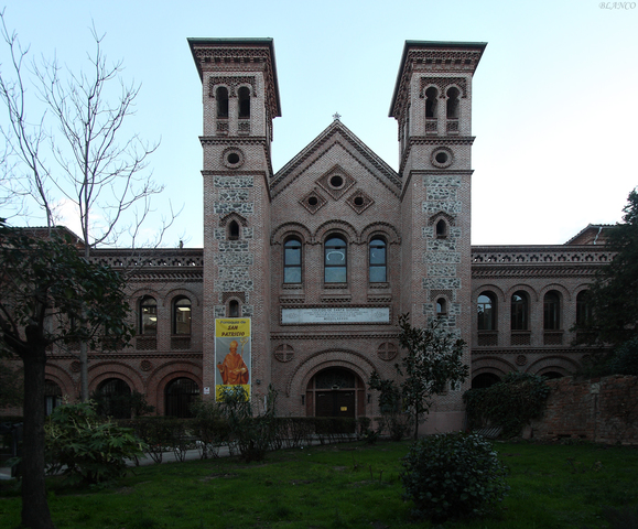 LAURA EMPIEZA A IR A LA PARROQUIA SAN PATRICIO